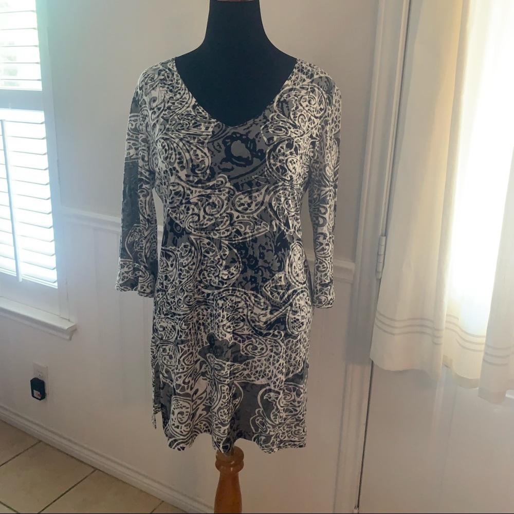J Valdi Long Beach sheer tunic top blouse